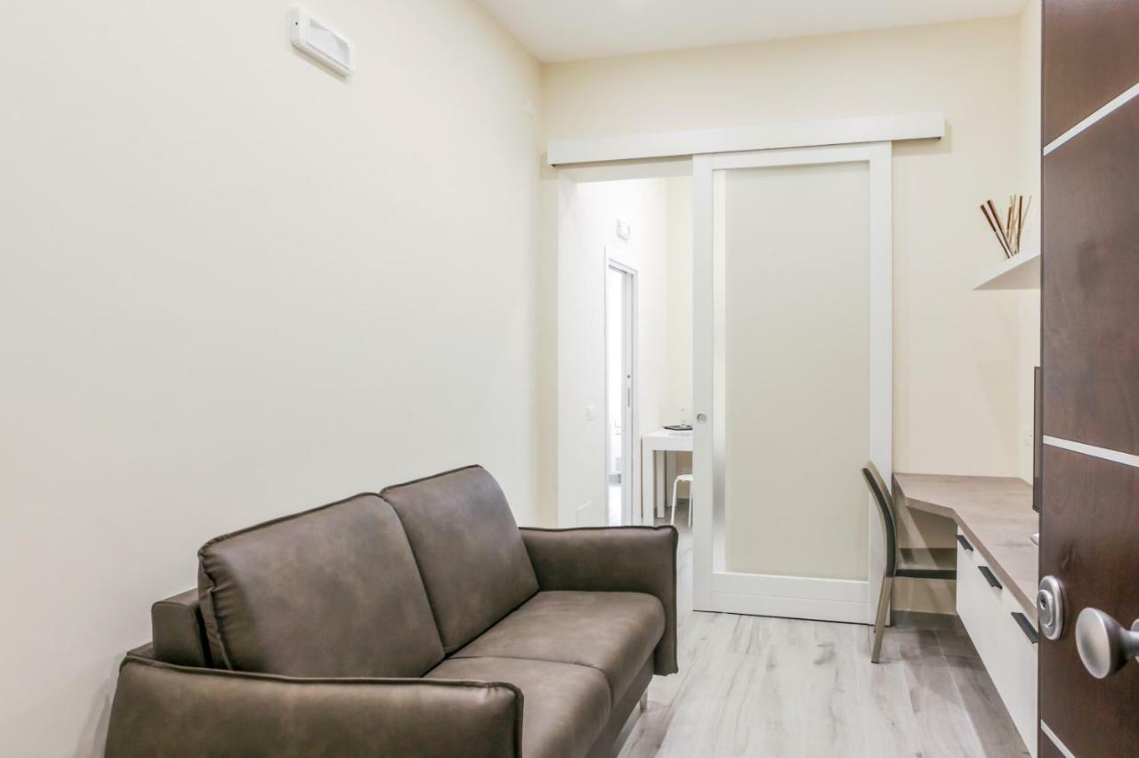 Bari Centrale Railway Station Apartment Extérieur photo